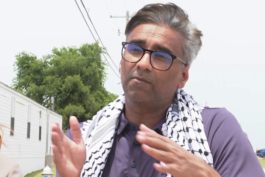 Badar Khan Suri