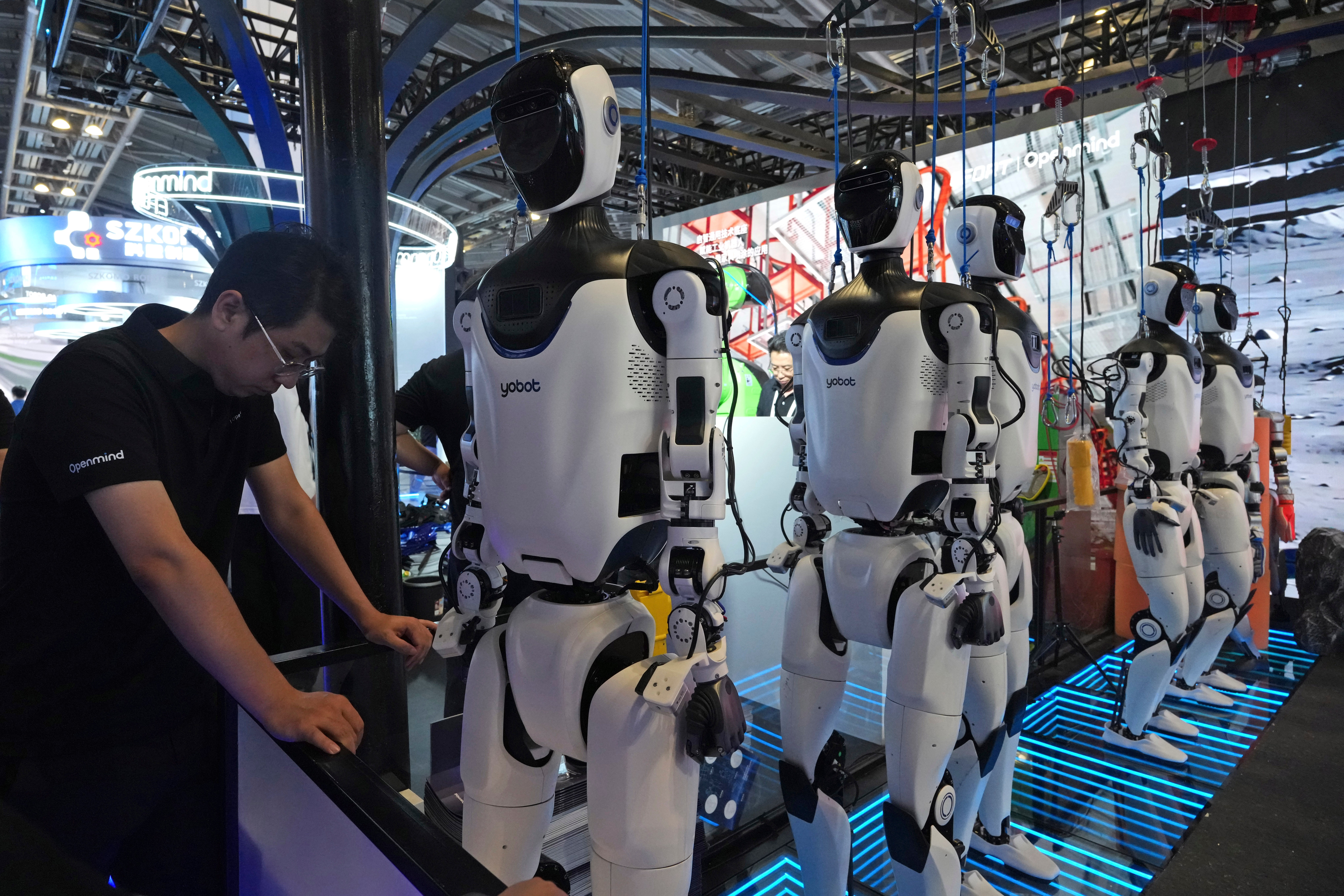 US bans China humanoid robots