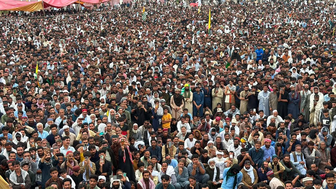 A large number of supporters present at the sit-in in Rawalakot in Poonch division last week [Courtesy Joint Awaami Action Committee]
