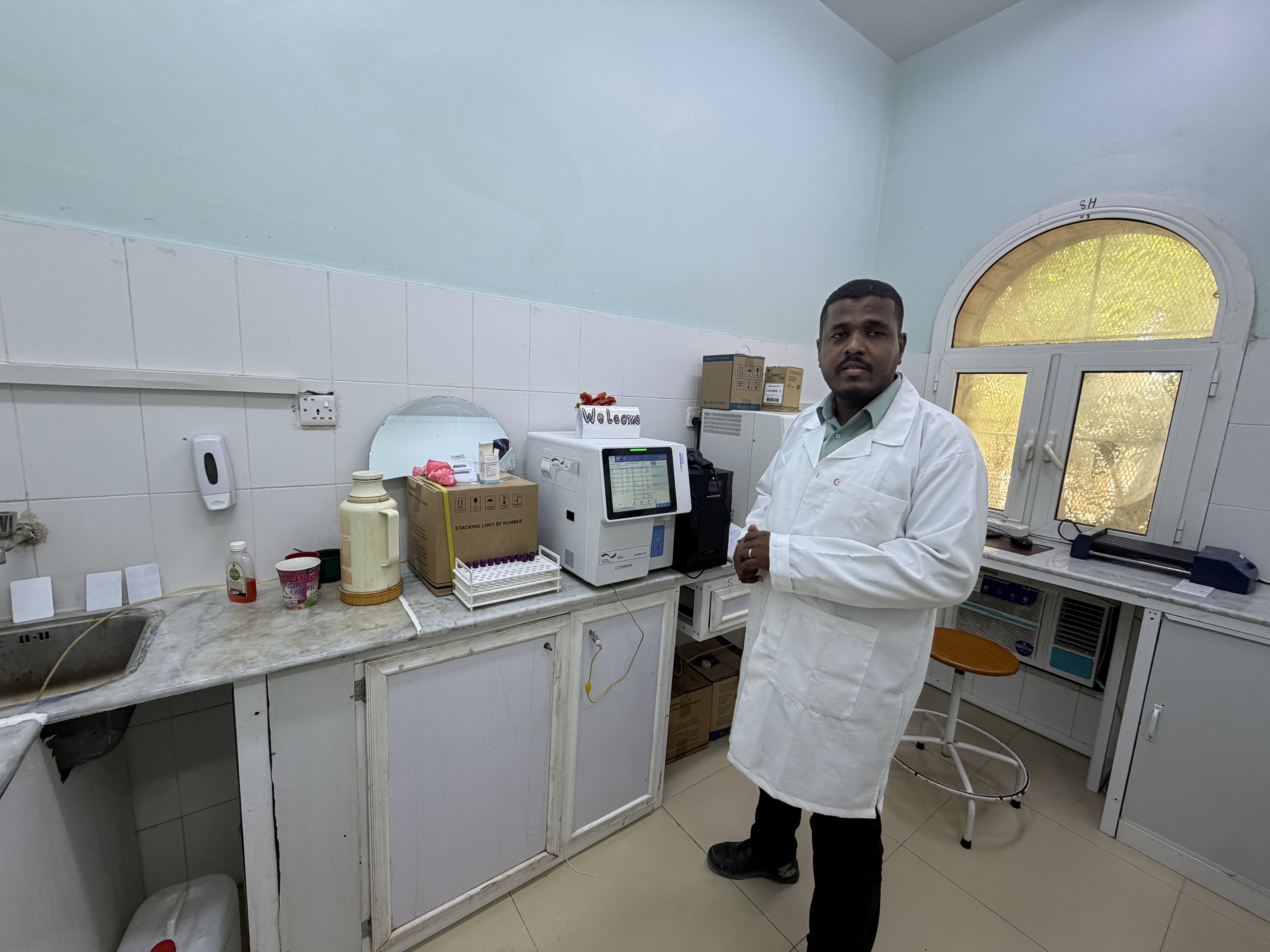 Mohammed Omer, head of the laboratory at the government-run Ibn Sina Hospital in Mukalla, said his laboratory handled more than 60 suspected dengue fever cases at the peak of the outbreak in May.