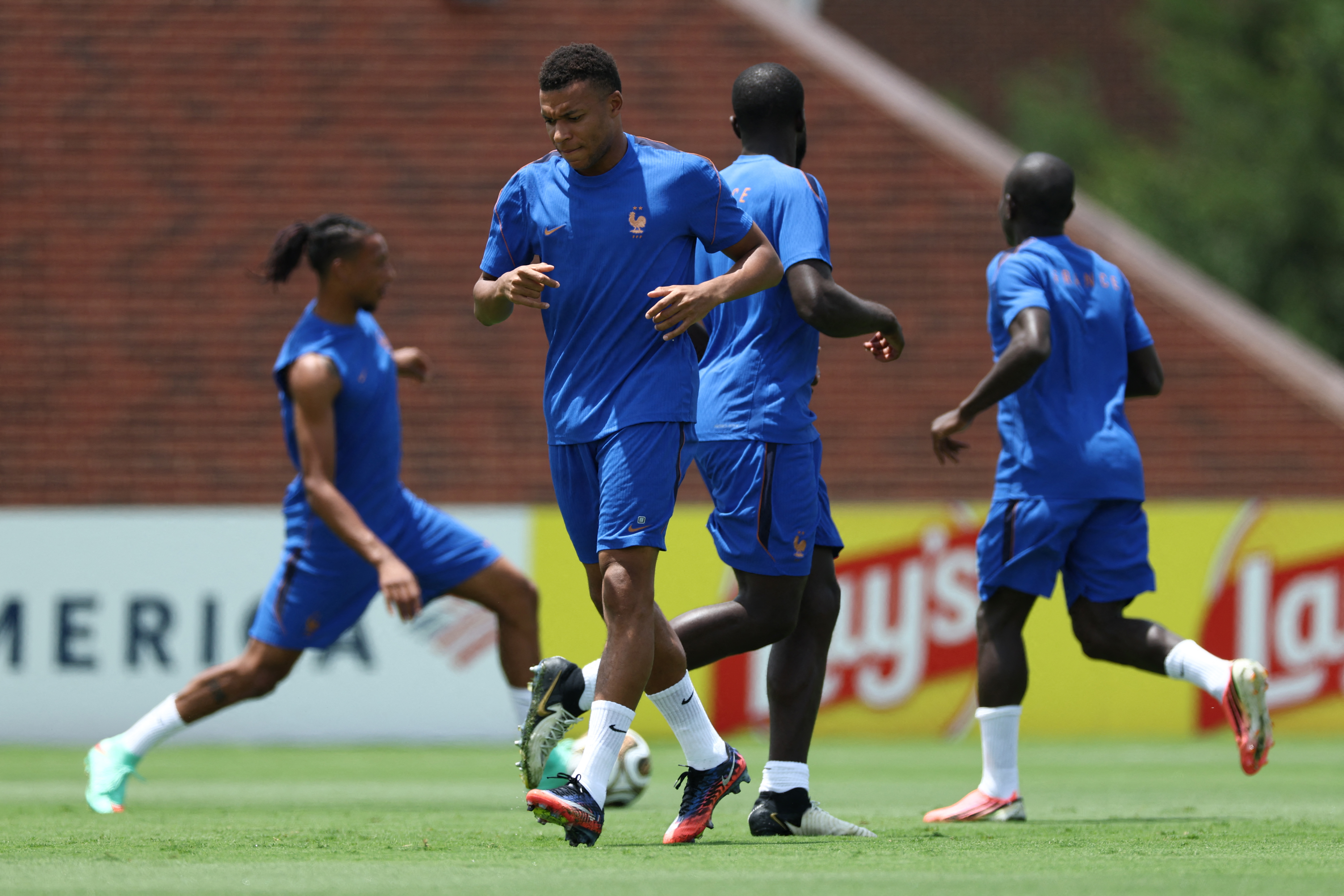 France's forward #10 Kylian Mbappe takes part in an MD-1 training session at the Southern Methodist University (SMU) in University Park, Texas on July 13, 2026, on the eve of the 2026 World Cup football tournament semi-final match between France and Spain. (Photo by FRANCK FIFE / AFP)