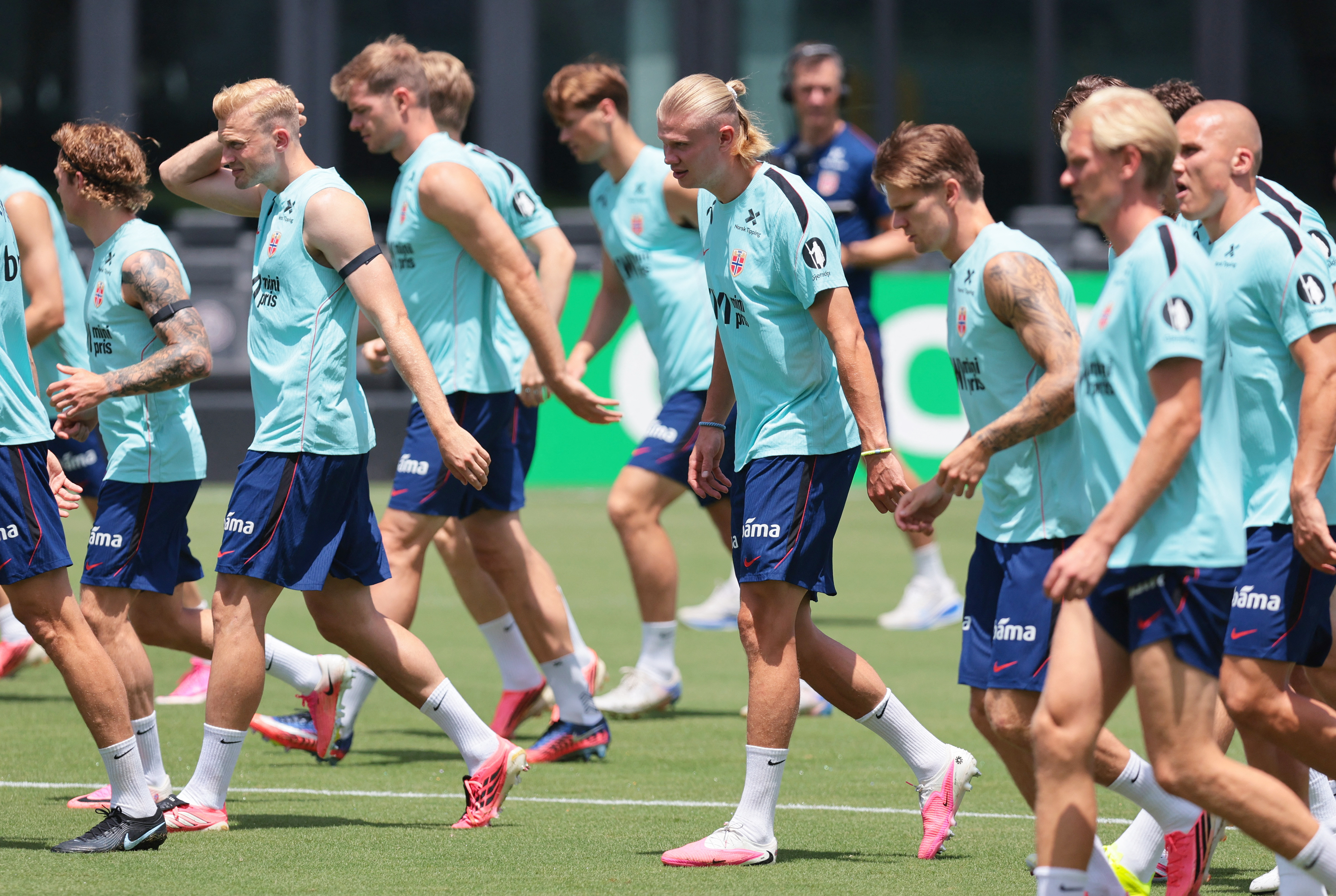 Soccer Football - FIFA World Cup 2026 - Norway Training - Inter Miami CF Stadium, Fort Lauderdale, Florida, U.S. - July 9, 2026 Norway's Erling Haaland with teammates during training IMAGN IMAGES via Reuters/Sam Navarro
