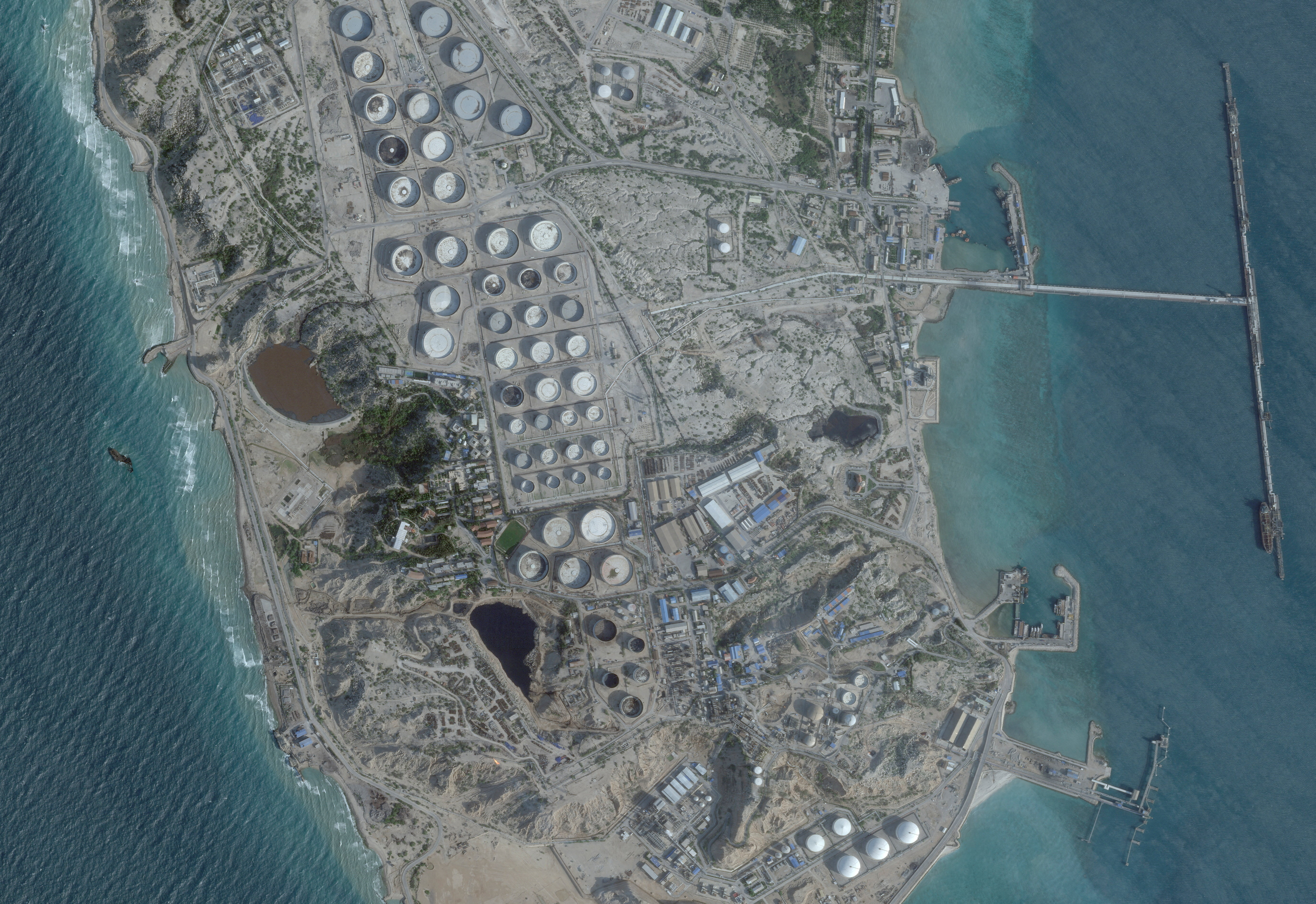 FILE PHOTO: A satellite image shows an oil terminal at Kharg Island, Iran, February 25, 2026. 2026 Planet Labs PBC/Handout via REUTERS THIS IMAGE HAS BEEN SUPPLIED BY A THIRD PARTY. MANDATORY CREDIT/File Photo