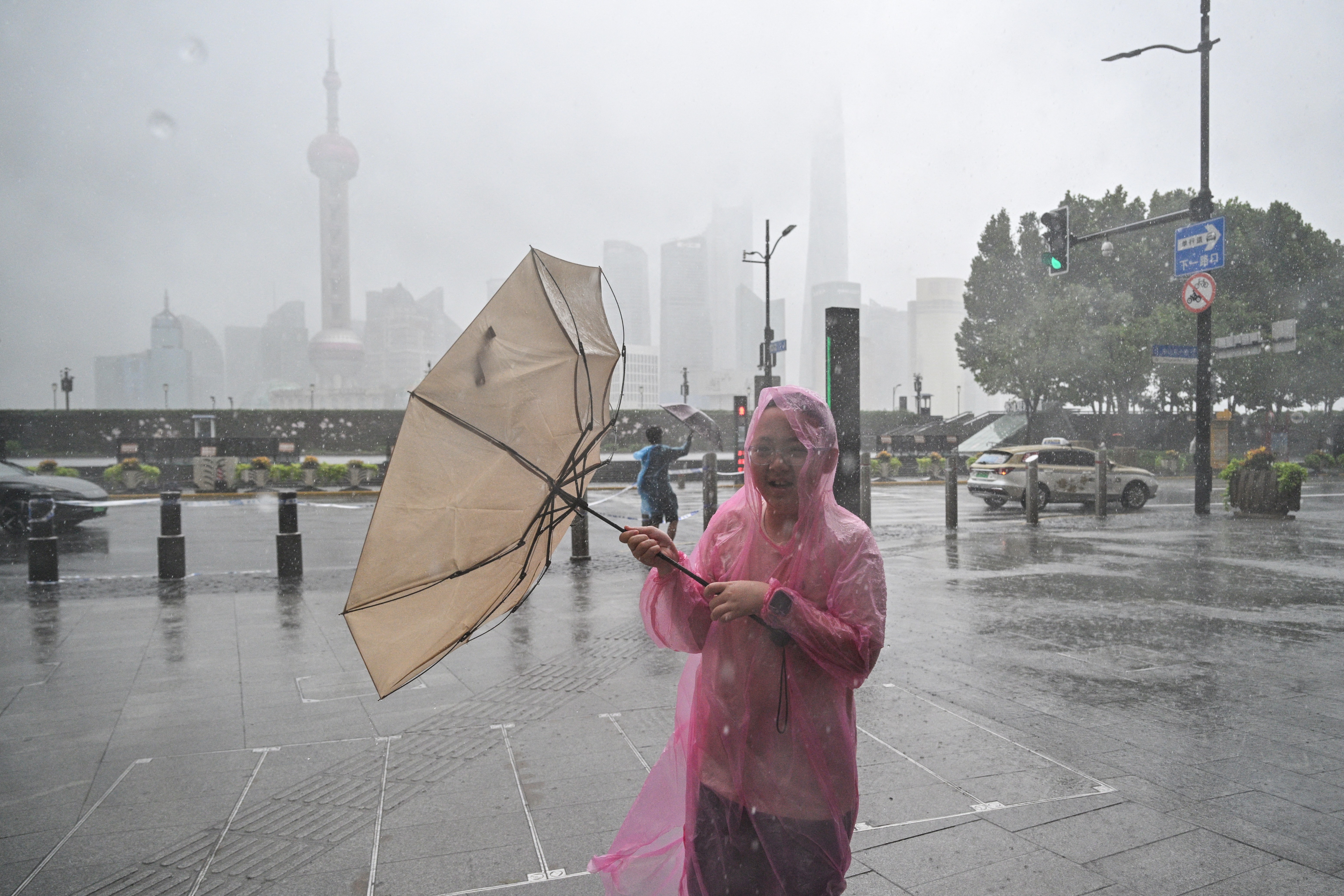 Powerful Typhoon Dolphin hits China, sparking flood and landslide warnings
