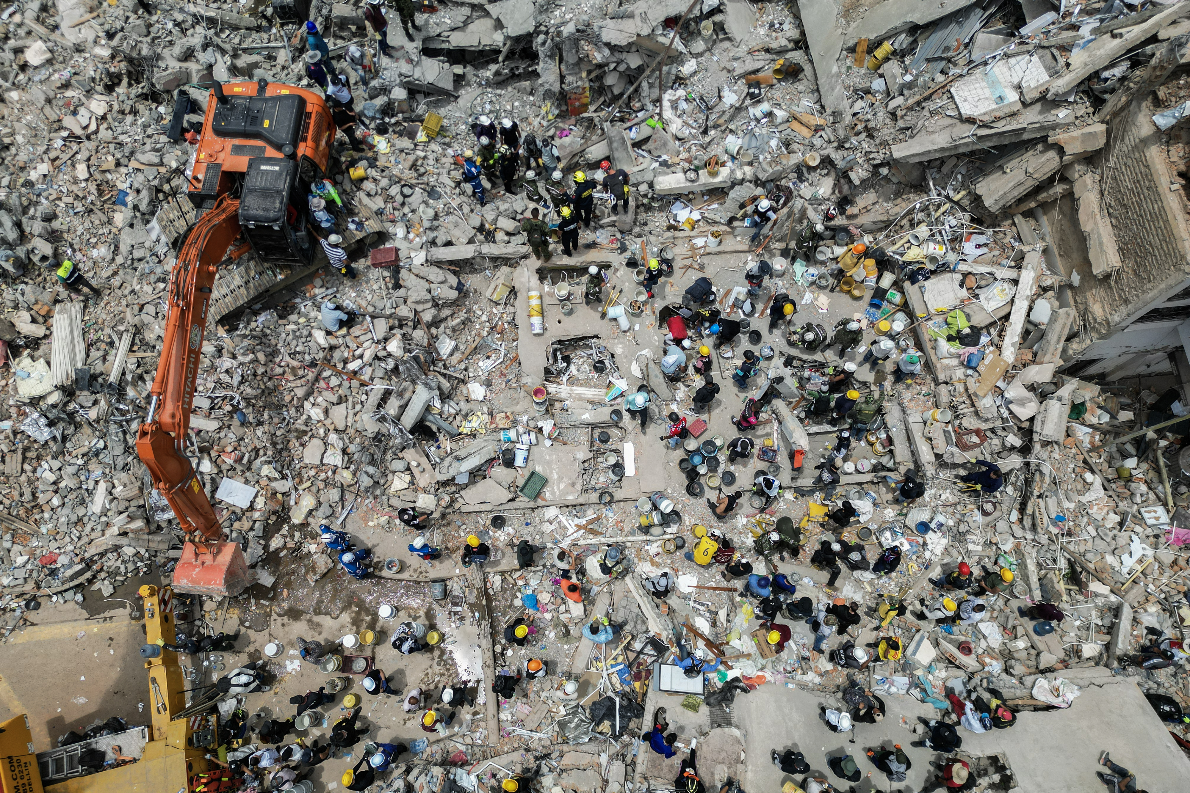 Hope fades as teams dig for survivors in Colombia earthquake