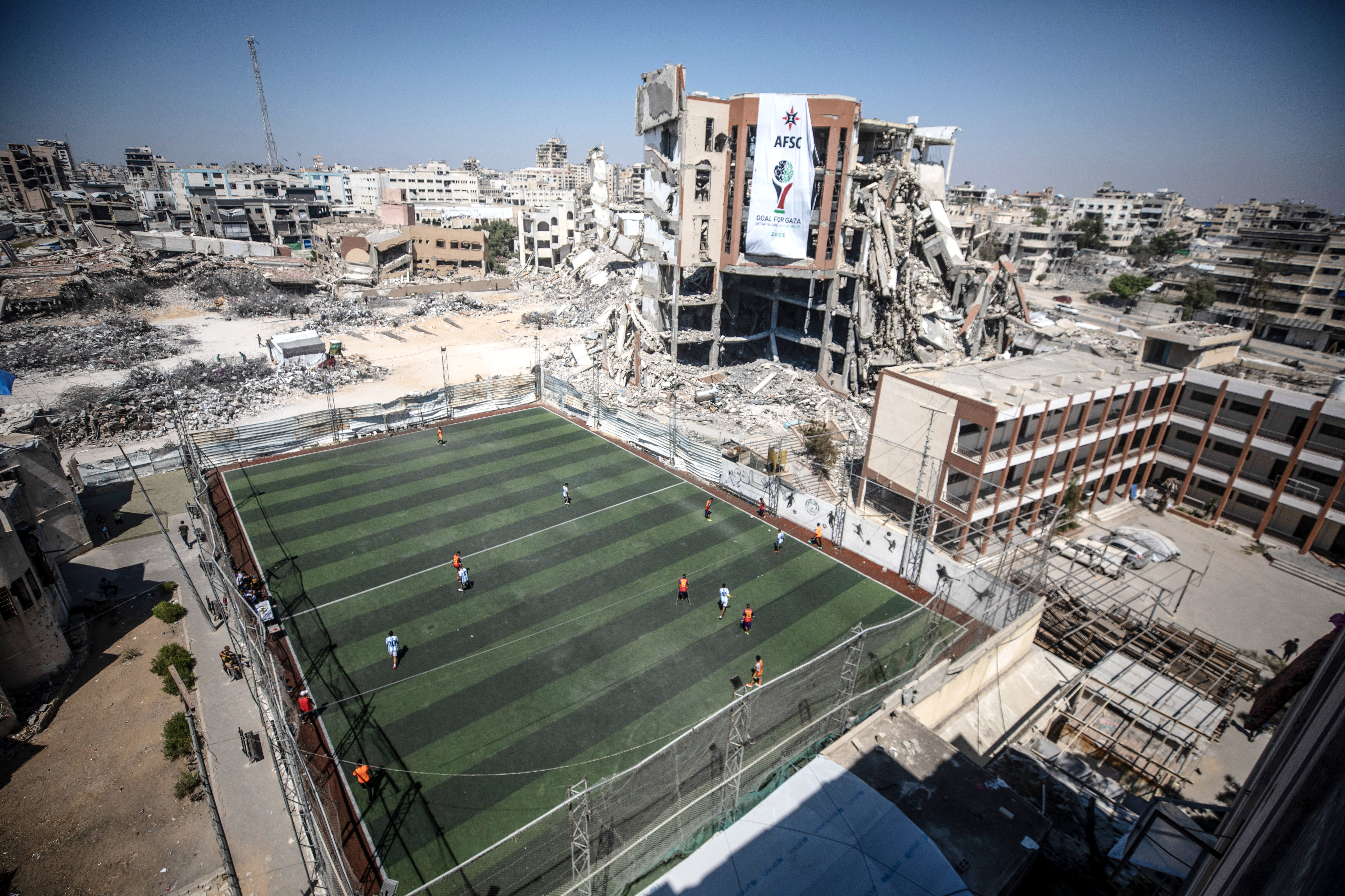 epa13118846 Amputees take part in a football match inspired by FIFA World Cup 2026 final Spain against Argentina on a pitch amid the rubble in Gaza City, 18 July 2026. Spain won the symbolic match 3-1. EPA/MOHAMMED SABER
