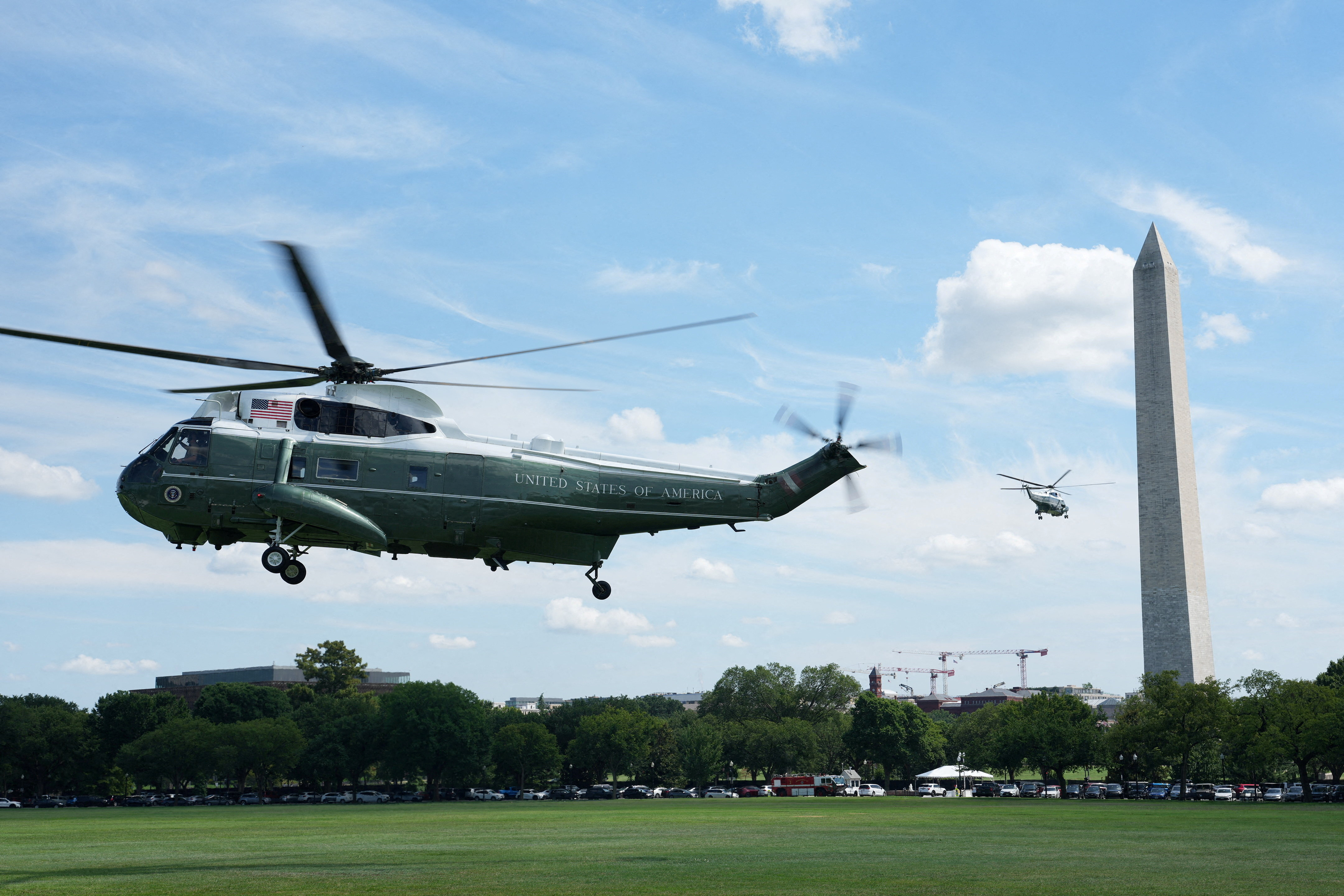 Marine One carrying U.S. President Donald Trump departs from the White House in Washington, D.C., U.S., August 4, 2026 [Photo: Eric Lee/Reuters]