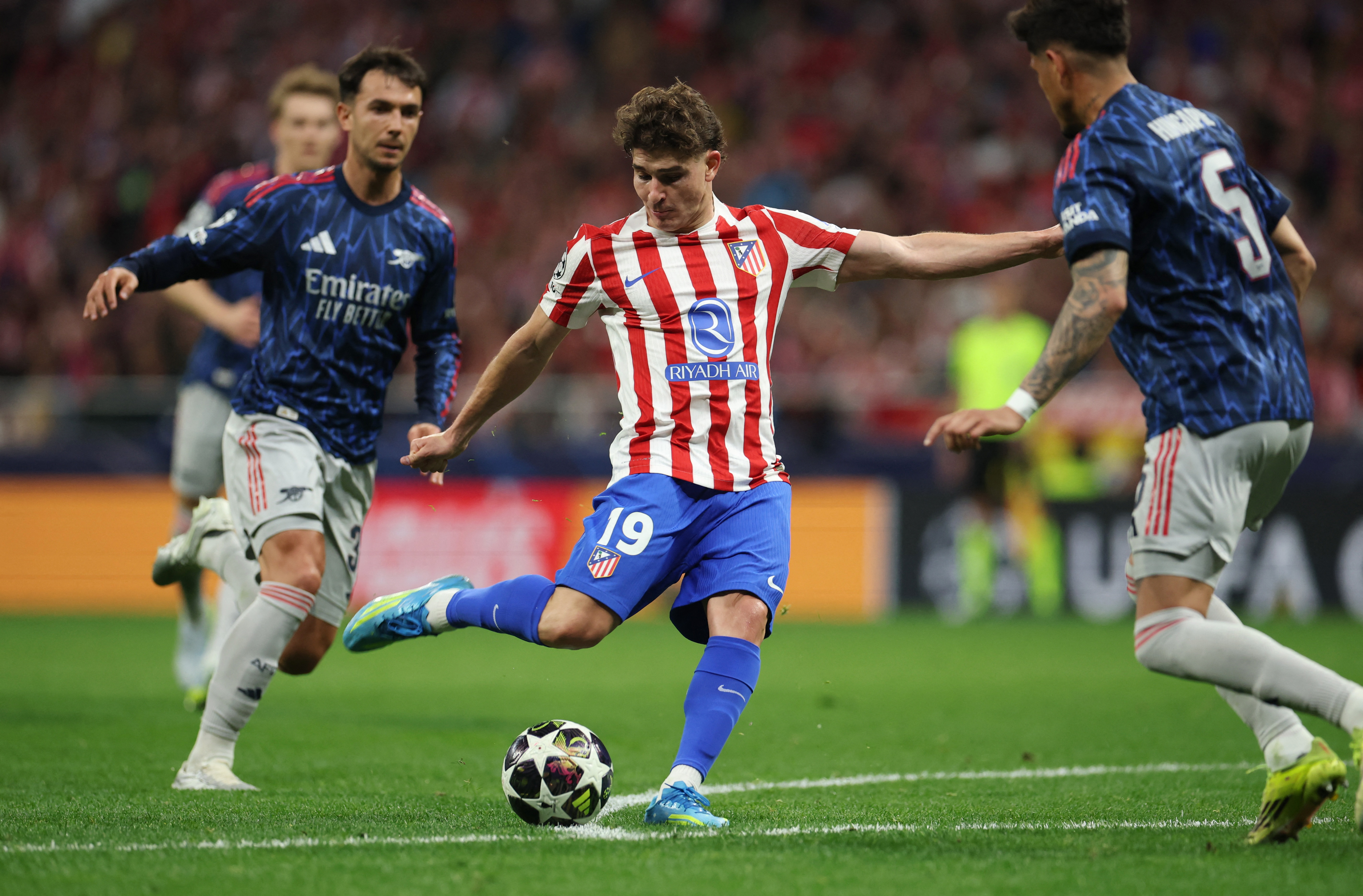 Atletico Madrid's Julian Alvarez shoots at goal.