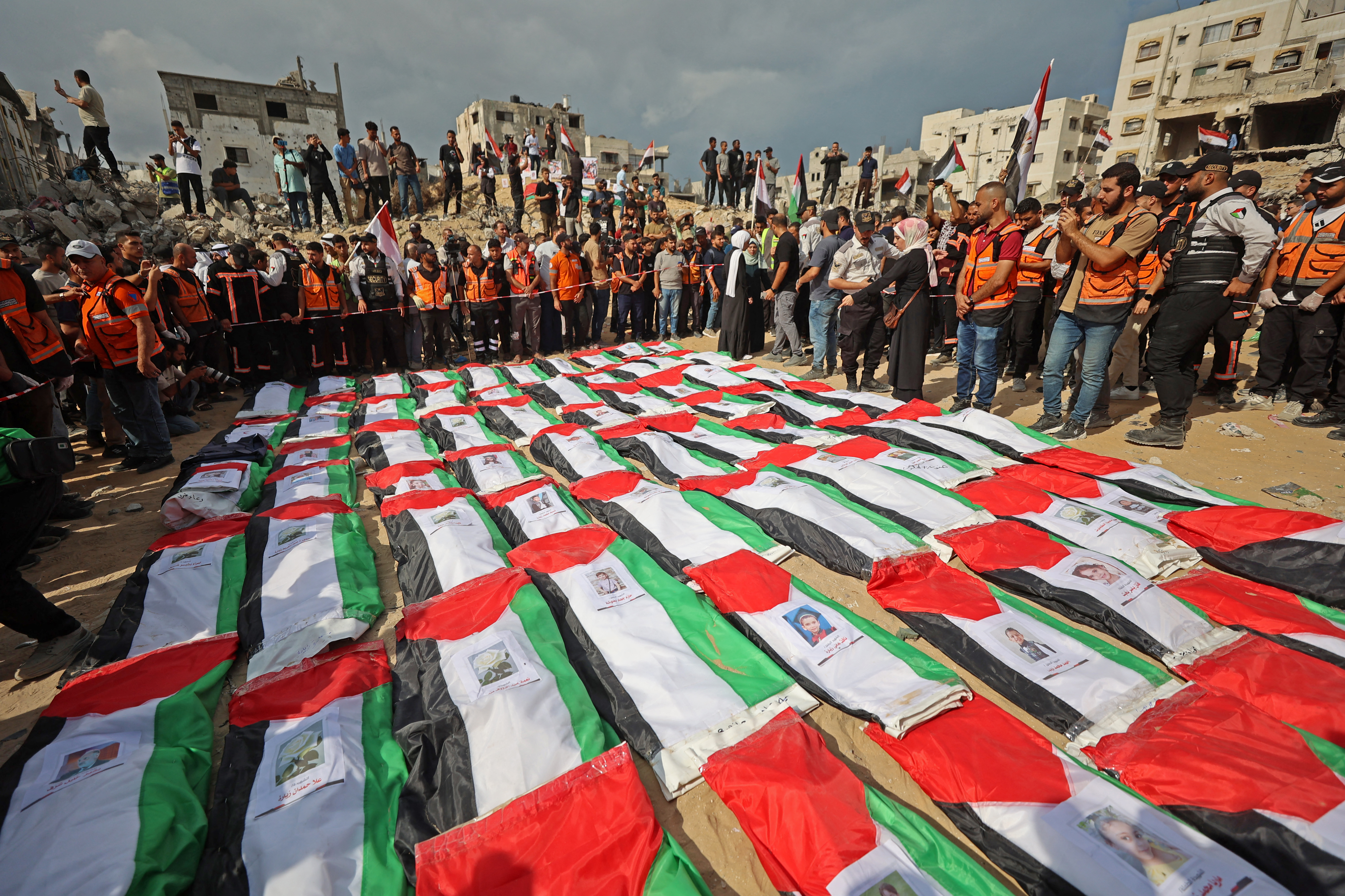 Gaza mass funeral