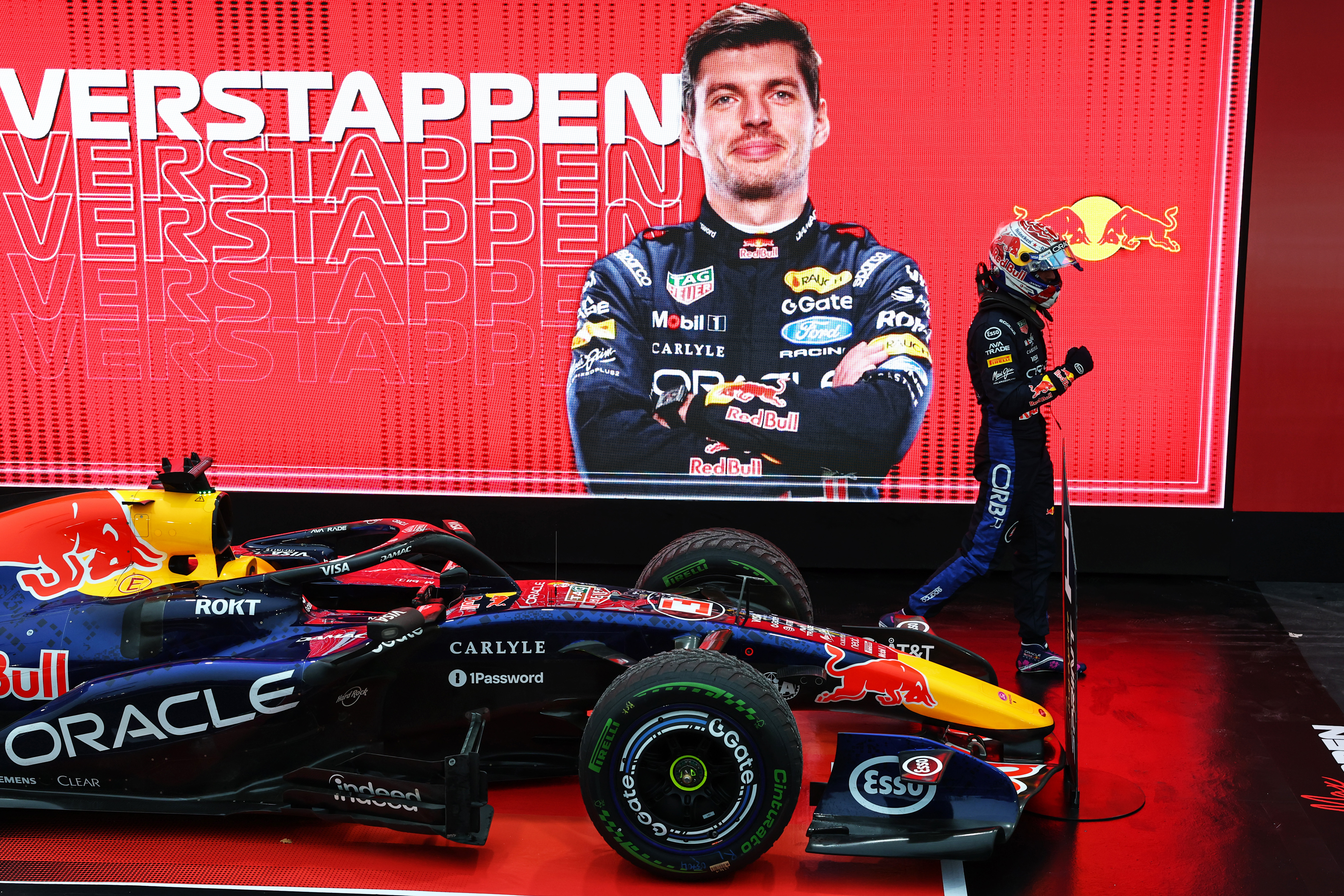 SINGAPORE, SINGAPORE - OCTOBER 10: Sprint winner Max Verstappen of the Netherlands and Oracle Red Bull Racing celebrates in parc ferme during the Sprint ahead of the F1 Grand Prix of Singapore at Marina Bay Street Circuit on October 10, 2026 in Singapore, Singapore. (Photo by Mark Thompson/Getty Images)