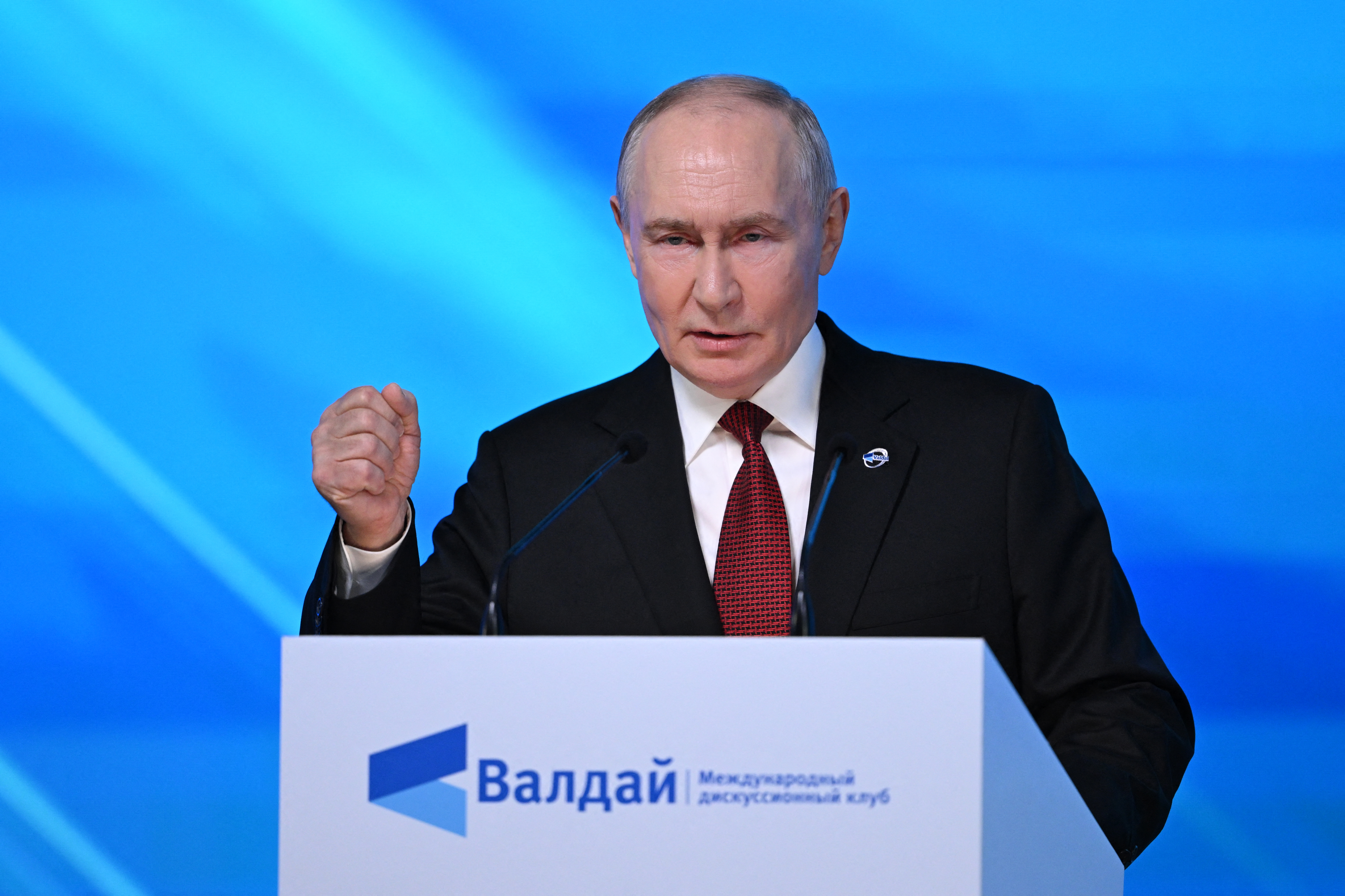 Russia's President Vladimir Putin gestures as he addresses the audience during the Valdai Discussion Club meeting in Moscow on October 1, 2026. (Photo by Igor IVANKO / AFP)